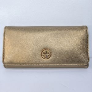 TORY BURCH Robinson Envelope Continental. Gold.